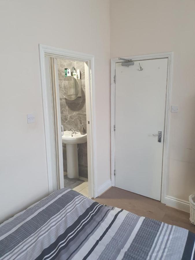 En Suite Bedrooms, Heaton, Newcastle Luaran gambar